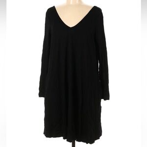 All Black V-Neck Long sleeve sweater Dress Size 6-Maternity New with Tags